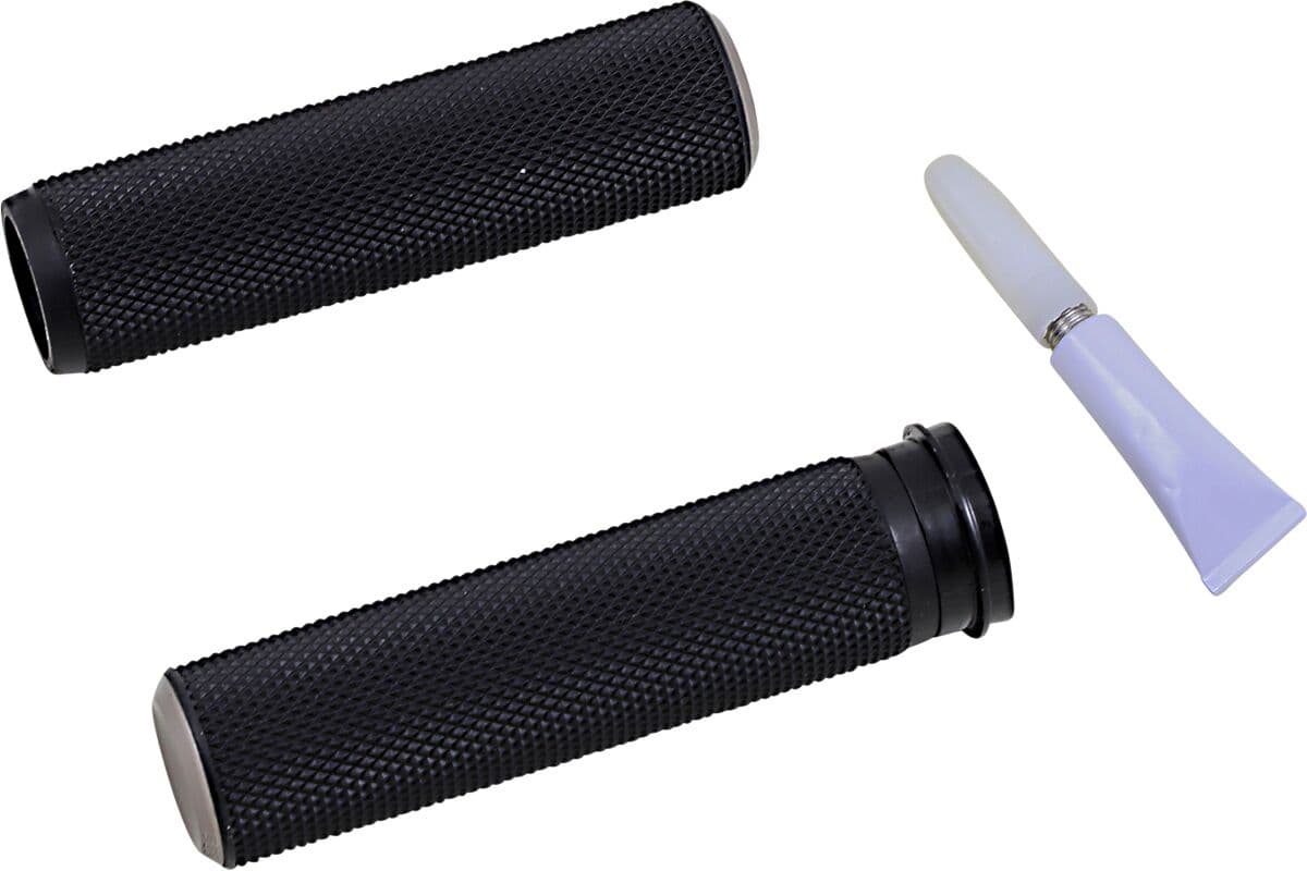 Knurled Grips