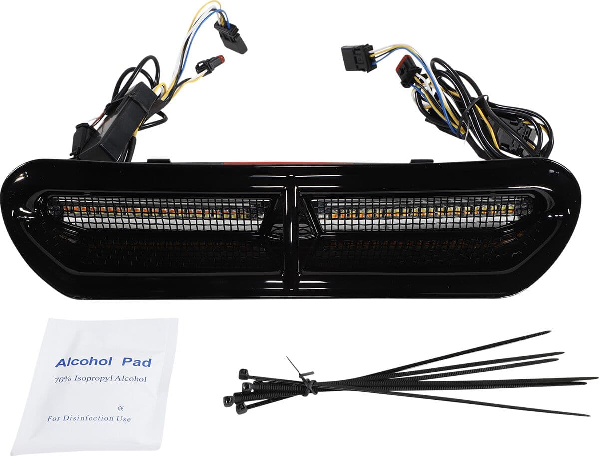 Genesis® 4 All-In-One Dynamic LED Batwing Fairing Vent Insert