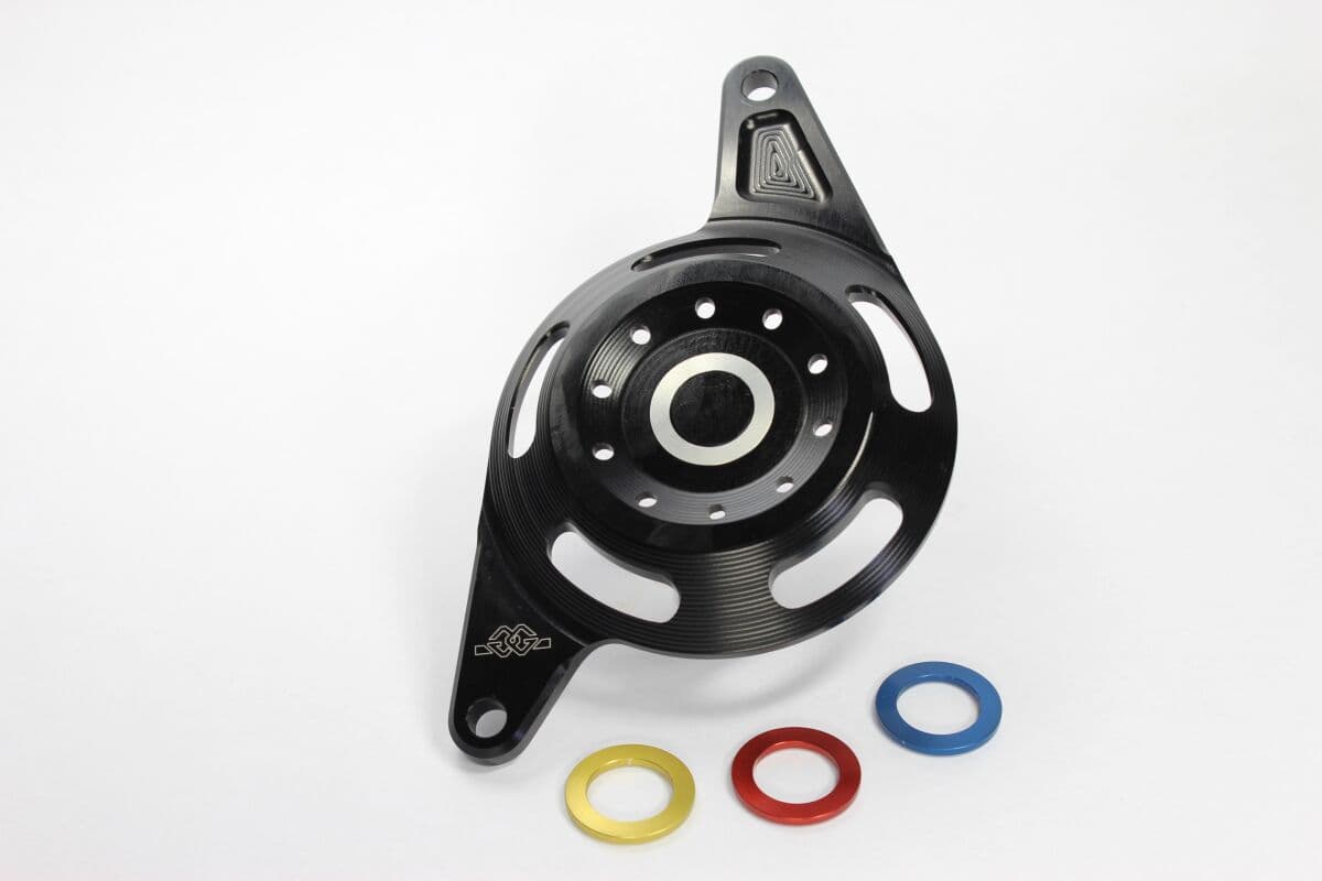 Capac pinion