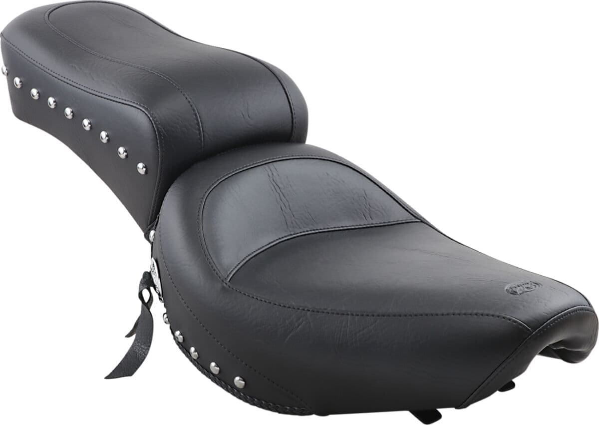 Studded 2-Up Seat