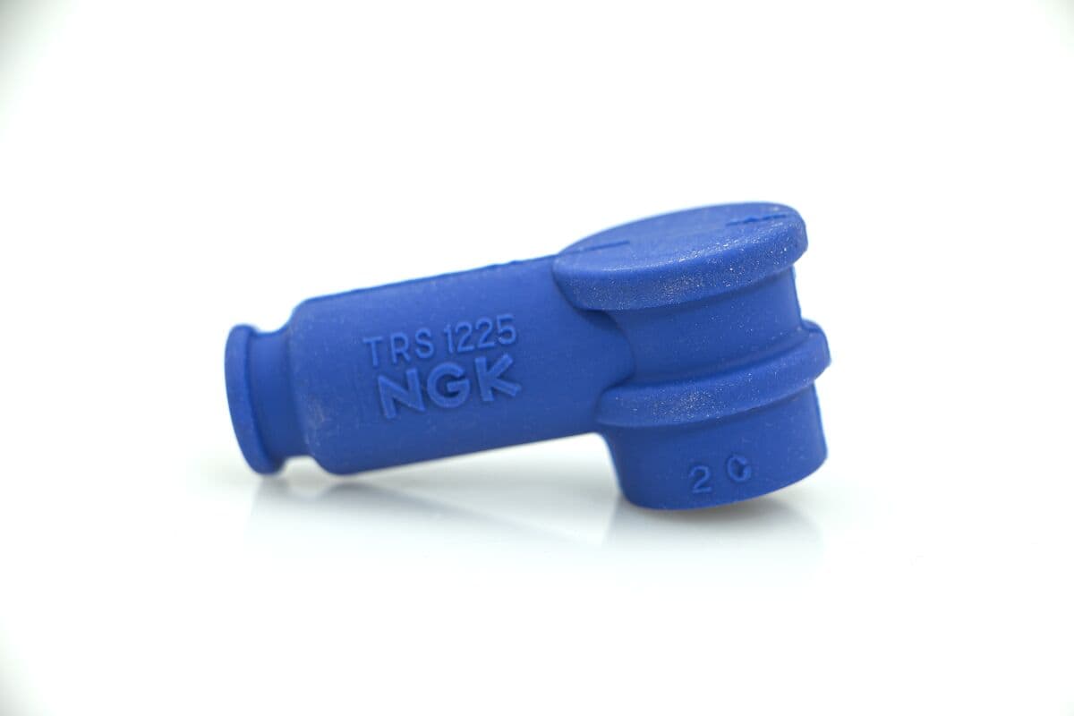 Conector bujie