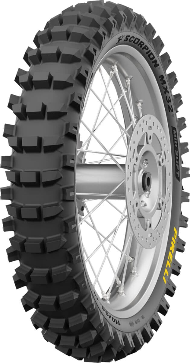 Scorpion™ MX32 Mid Soft Tire 120/90-19