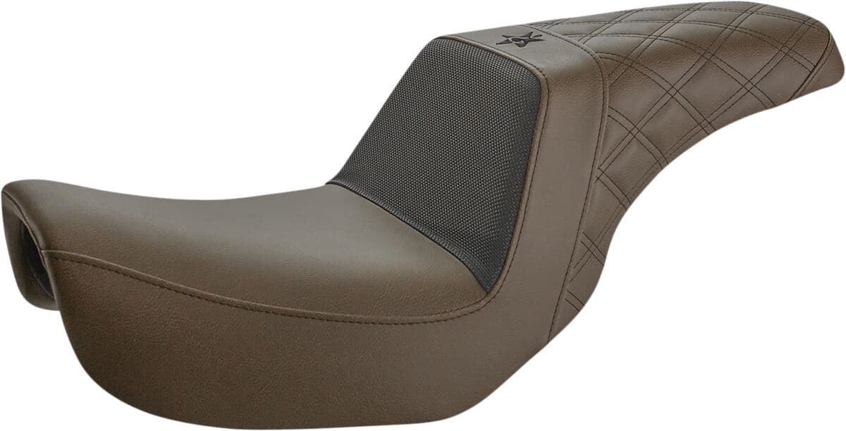 Unknown Industries Performance Gripper Seat