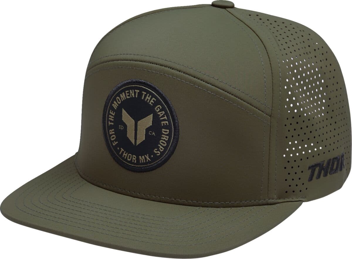 Badge Hat Green