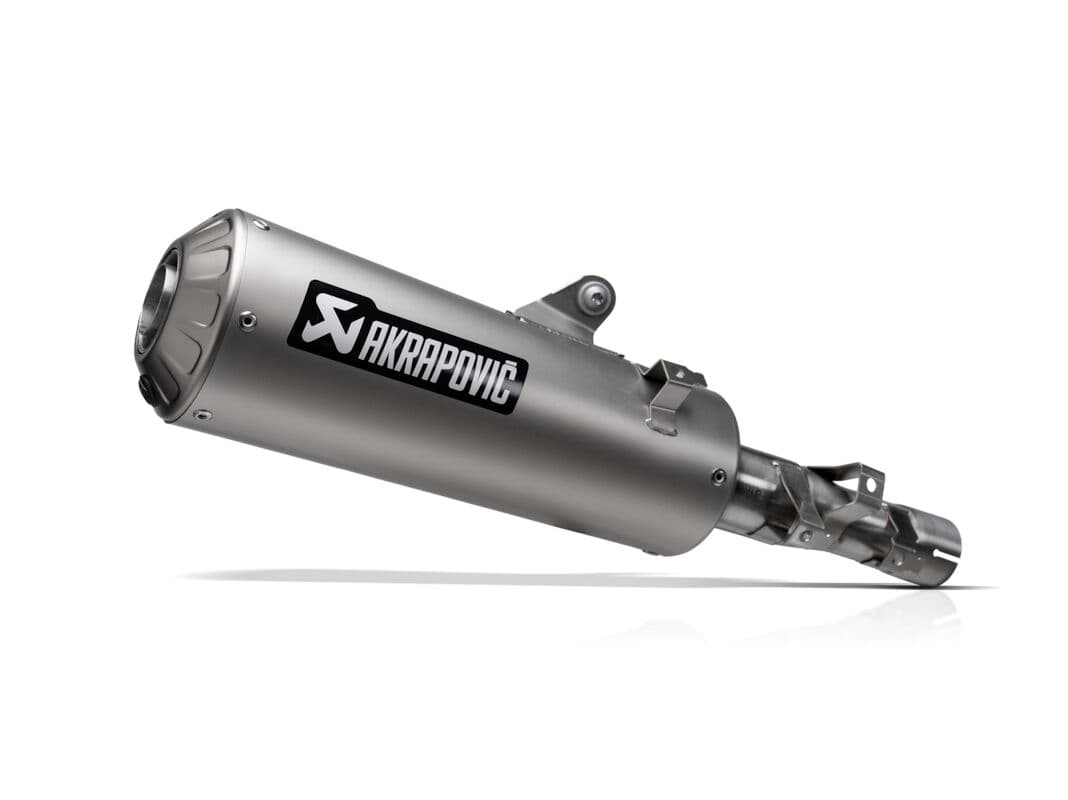 Slip-On Line Muffler STREET