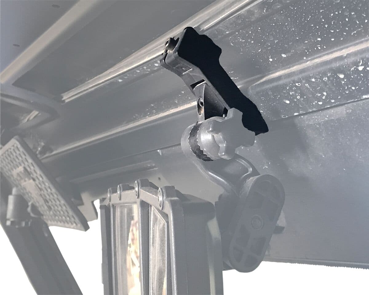 Adaptor oglindă centrală pentru barele de protecție Polaris® Pro-Fit